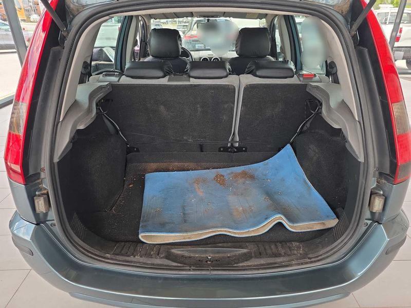 Ford Fusion 1.4 TDCi Trend — zdjęcie 9