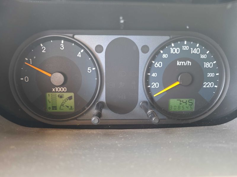 Ford Fusion 1.4 TDCi Trend — zdjęcie 12