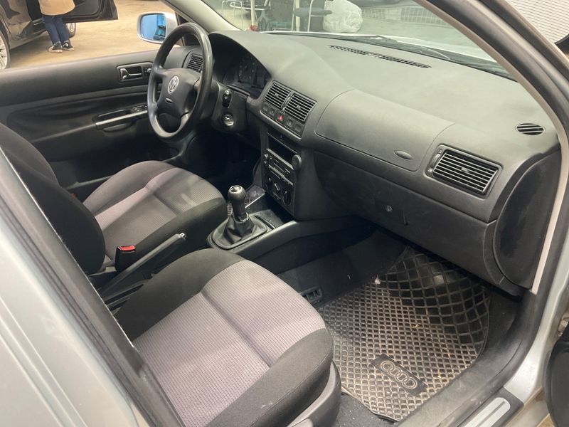 Volkswagen Golf IV 1.4 Edition снимка Volkswagen Golf IV 1.4 Edition