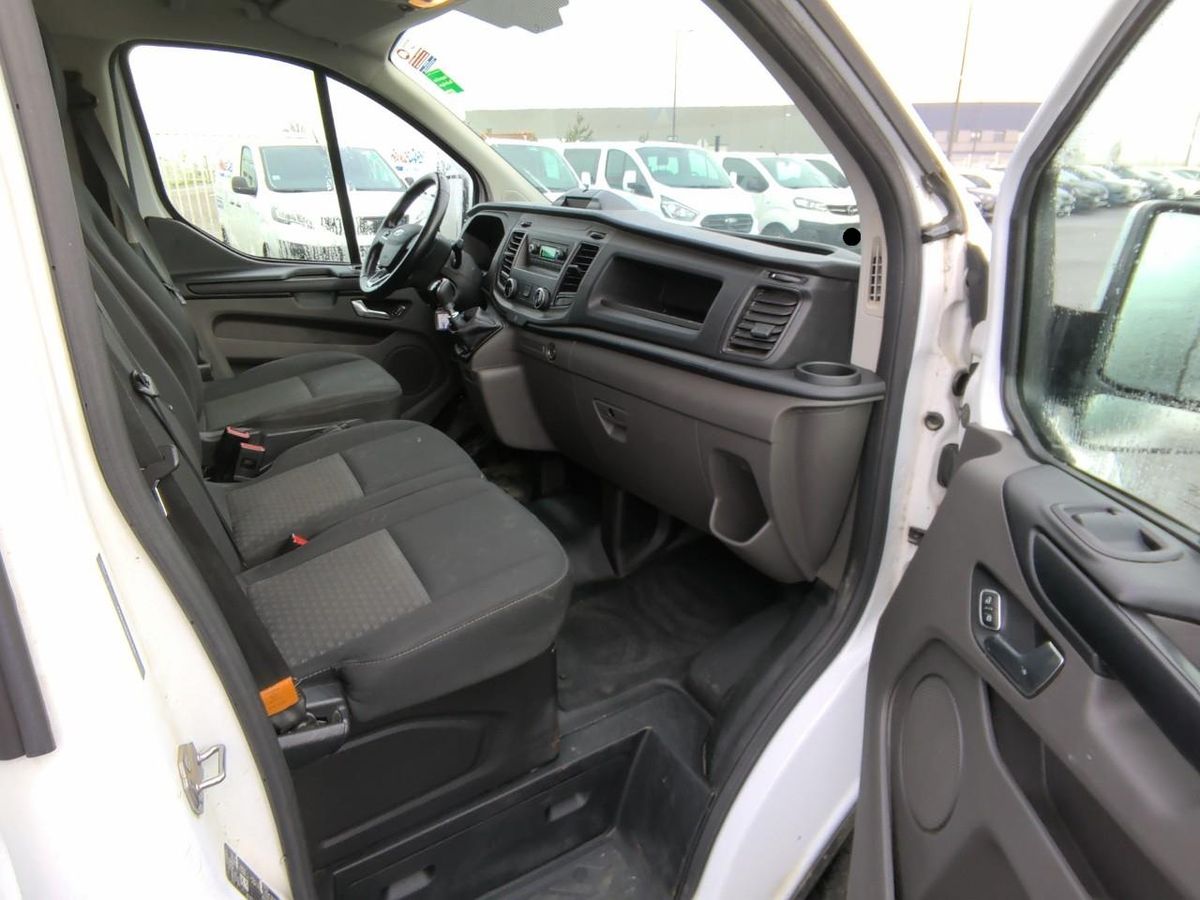 Ford Transit 2022 — photo 10