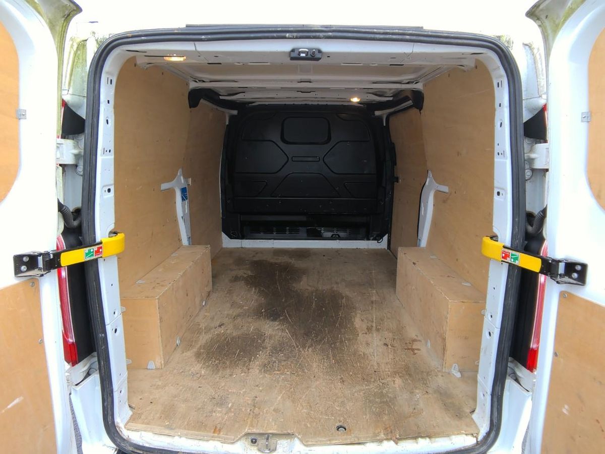 Ford Transit 2022 — photo 5