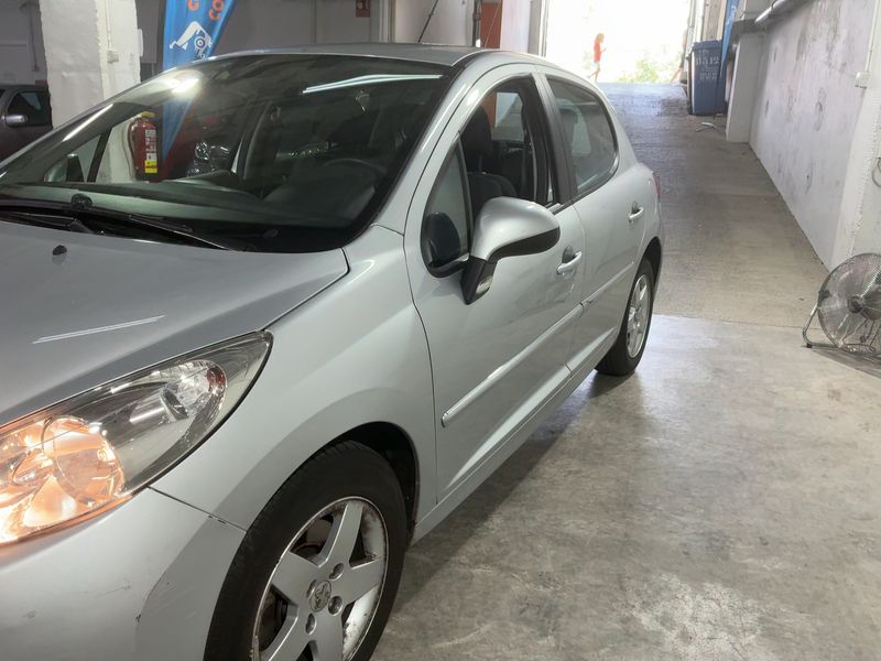 Peugeot 207 1.4 VTi Tendance — zdjęcie 2