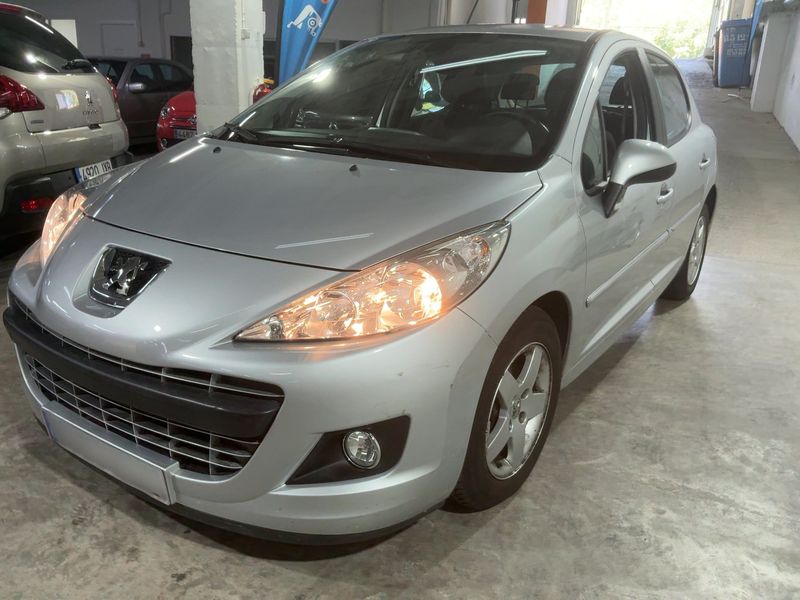 Peugeot 207 1.4 VTi Tendance