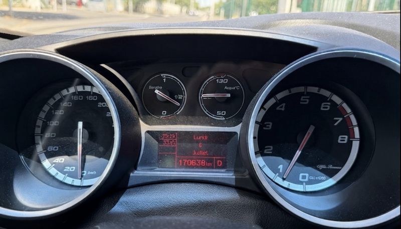 Alfa Romeo Giulietta 1.4 Turbo Turismo — zdjęcie 13