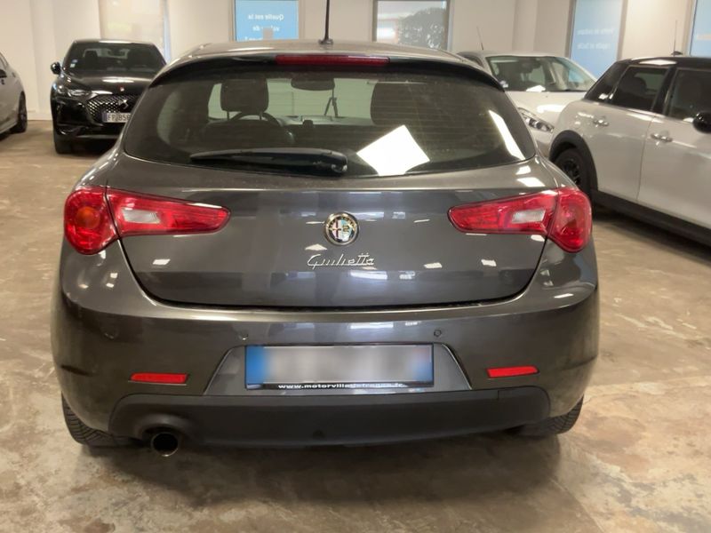 Alfa Romeo Giulietta 1.4 Turbo Turismo — zdjęcie 5