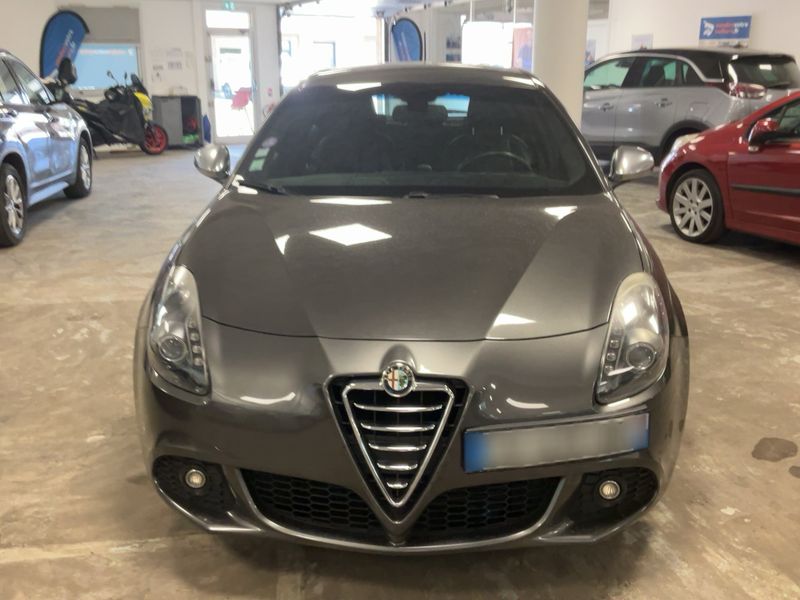 Alfa Romeo Giulietta 1.4 Turbo Turismo — zdjęcie 9
