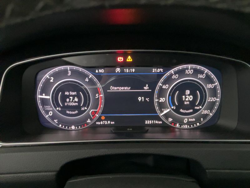 Volkswagen Golf VII 2.0 TDI GTD BlueMotion Tech 2018 – снимка 19