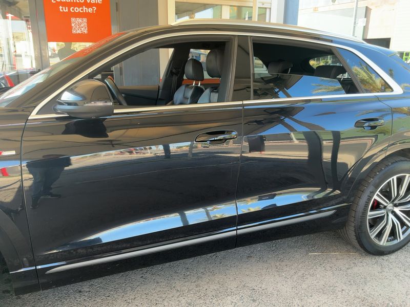 Audi Q8 50 TDI Mild-Hybrid quattro — zdjęcie 4