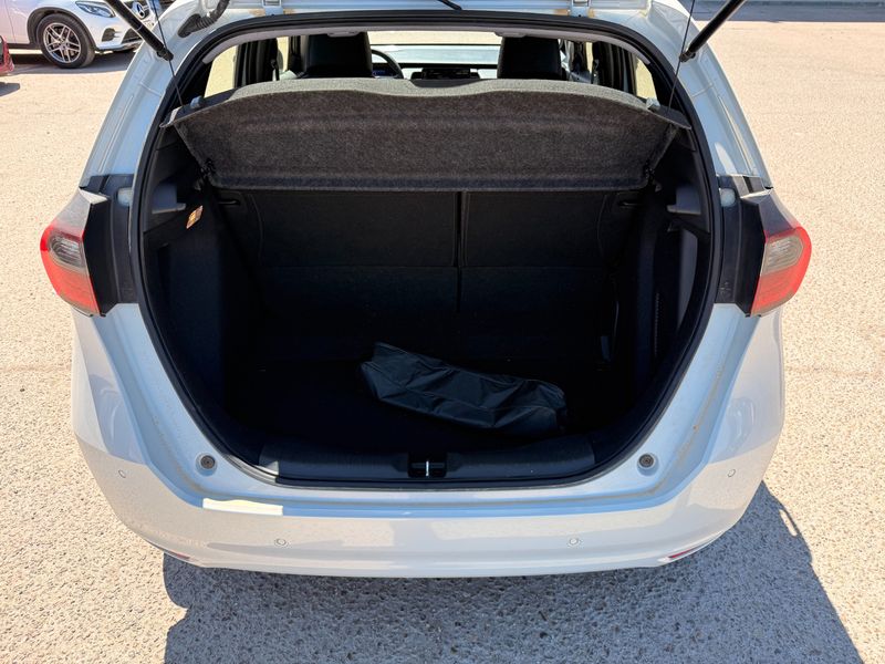 Honda Jazz 1.5 i-MMD Hybrid Elegance — zdjęcie 10