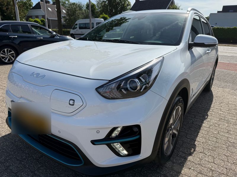 Kia Niro electric drive 150 kW Style — zdjęcie 2