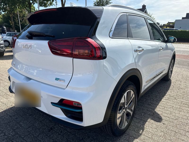Kia Niro electric drive 150 kW Style — zdjęcie 5