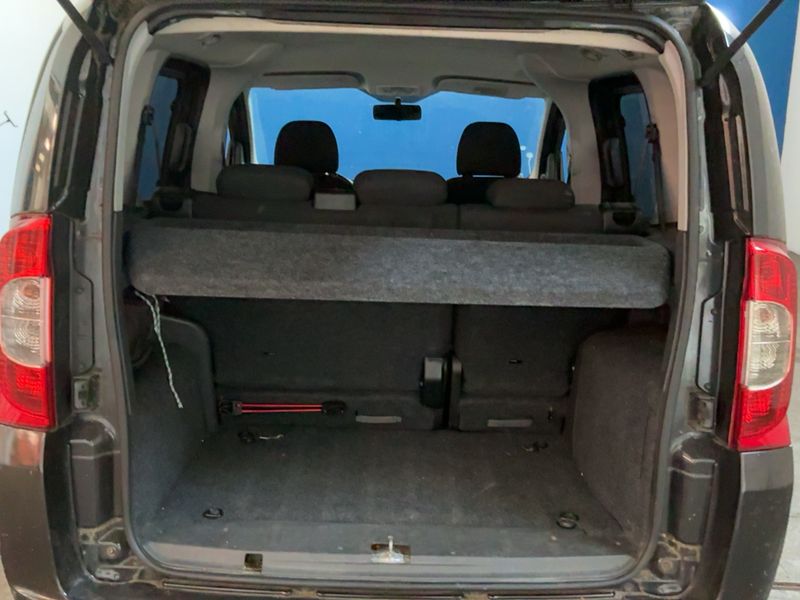 Fiat Qubo 1.3 JTD Trekking — zdjęcie 10