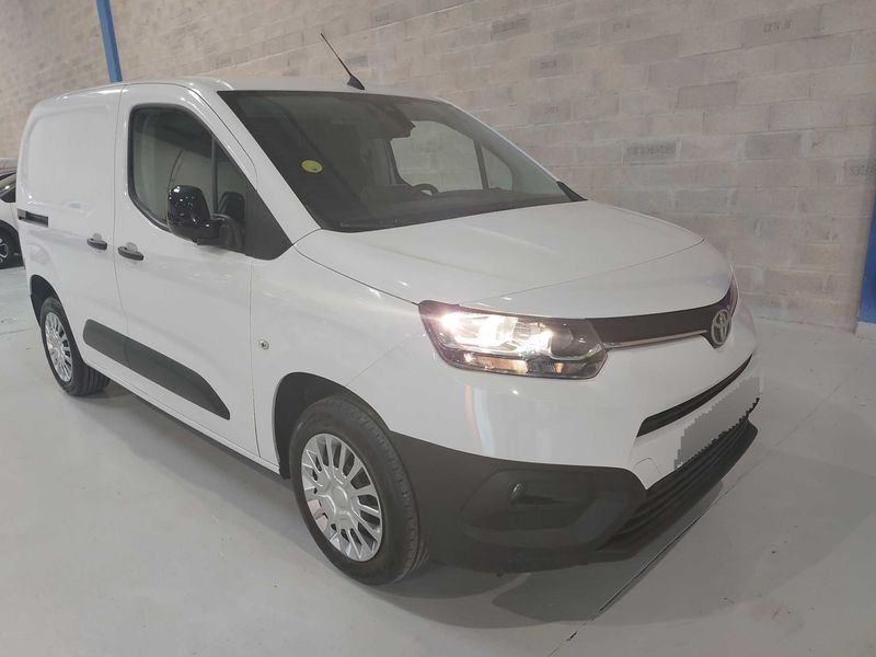 Toyota ProAce City 1.5 D-4D L1 Comfort — zdjęcie 6