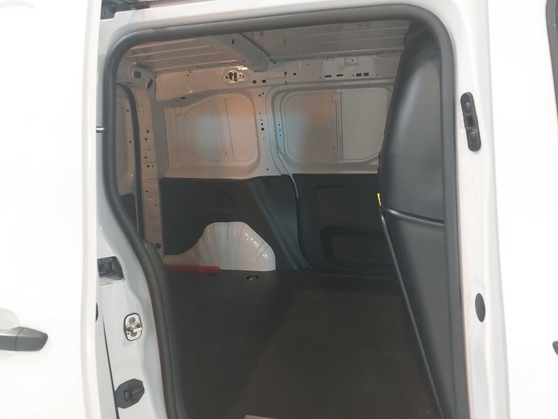 Toyota ProAce City 1.5 D-4D L1 Comfort — zdjęcie 13