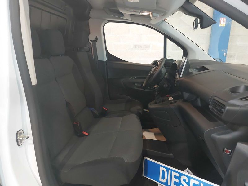 Toyota ProAce City 1.5 D-4D L1 Comfort — zdjęcie 10