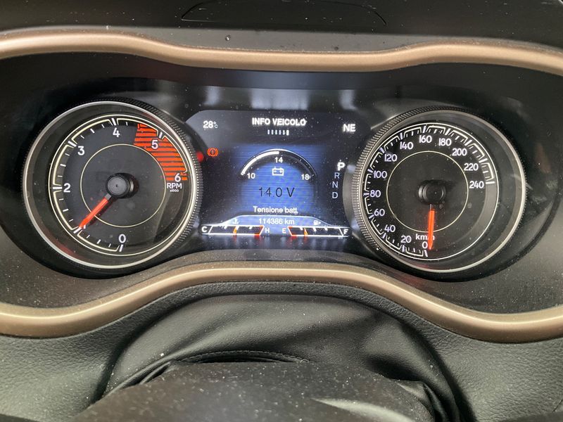 Jeep Cherokee 2.2 M-Jet Limited 4WD — zdjęcie 13