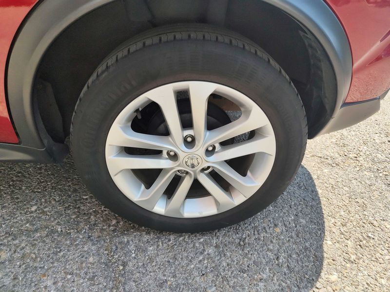 Nissan Juke 1.2 N-Connecta — zdjęcie 17