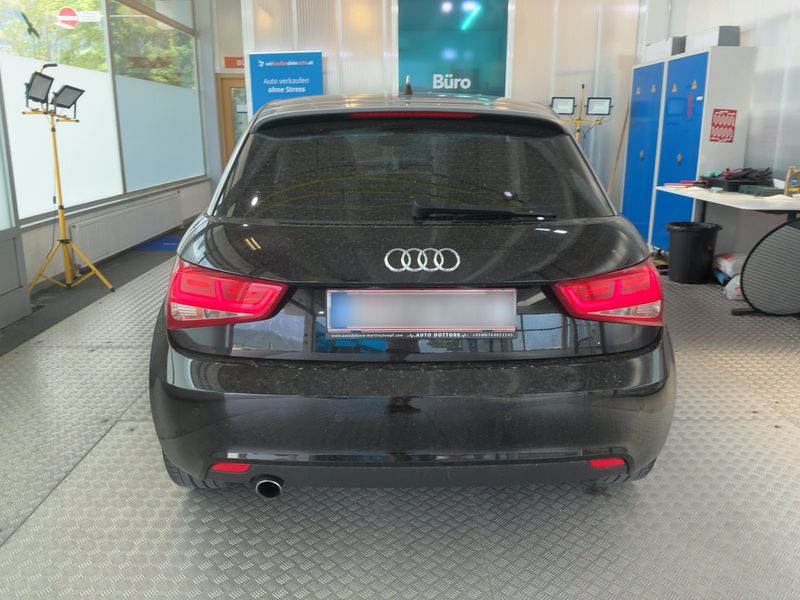 Audi A1 Sportback 1.6 TDI Ambition 2014 – снимка 7