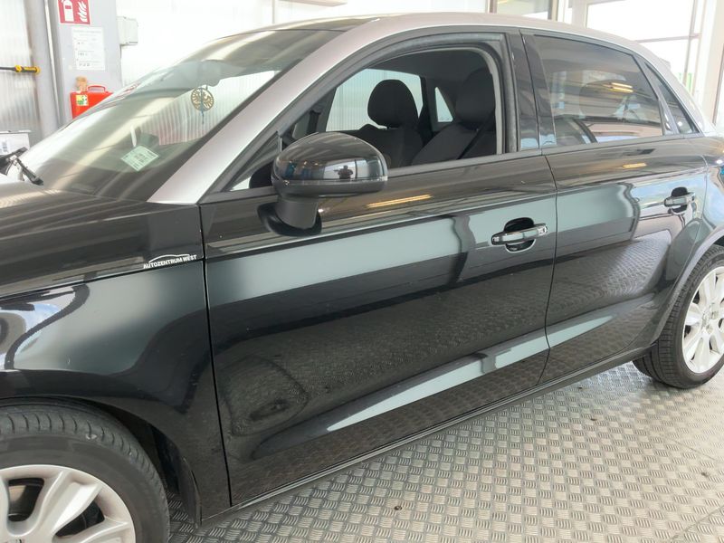 Audi A1 Sportback 1.6 TDI Ambition 2014 – снимка 4