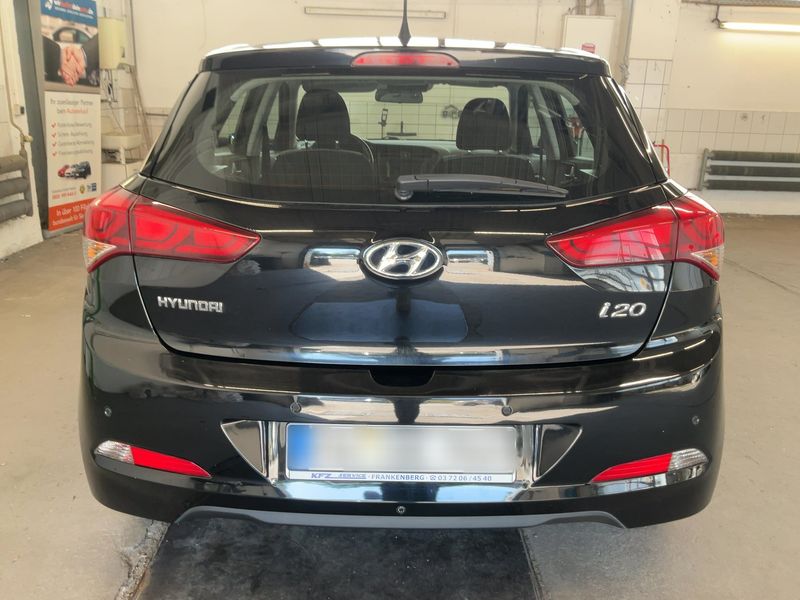Hyundai i20 1.2 Trend blue — zdjęcie 5