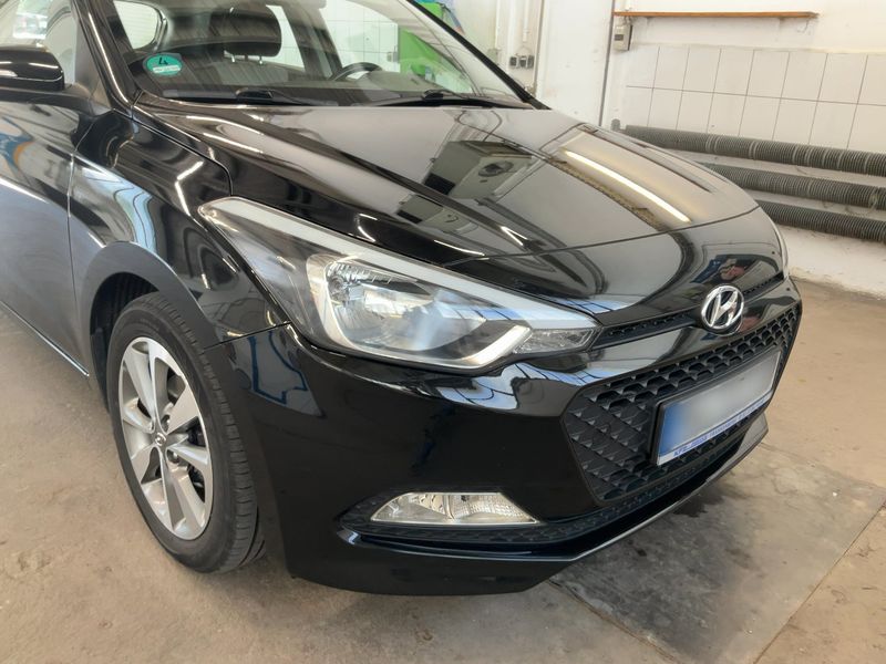 Hyundai i20 1.2 Trend blue — zdjęcie 8