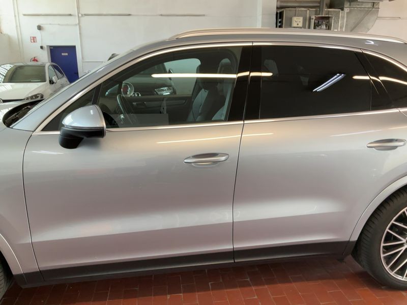 Porsche Cayenne 3.0 — zdjęcie 4