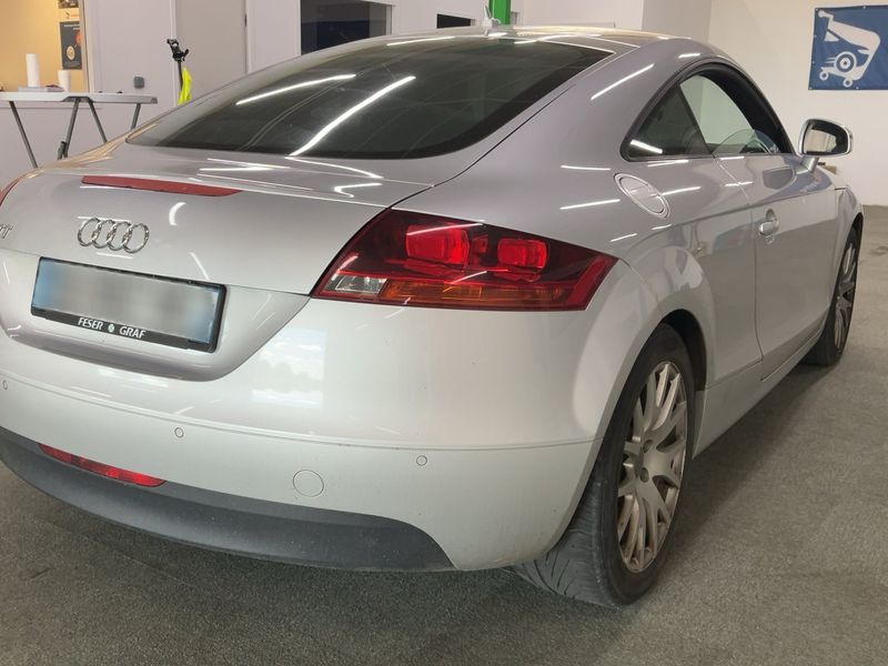 Audi TT 1.8 TFSI Coupe — zdjęcie 6