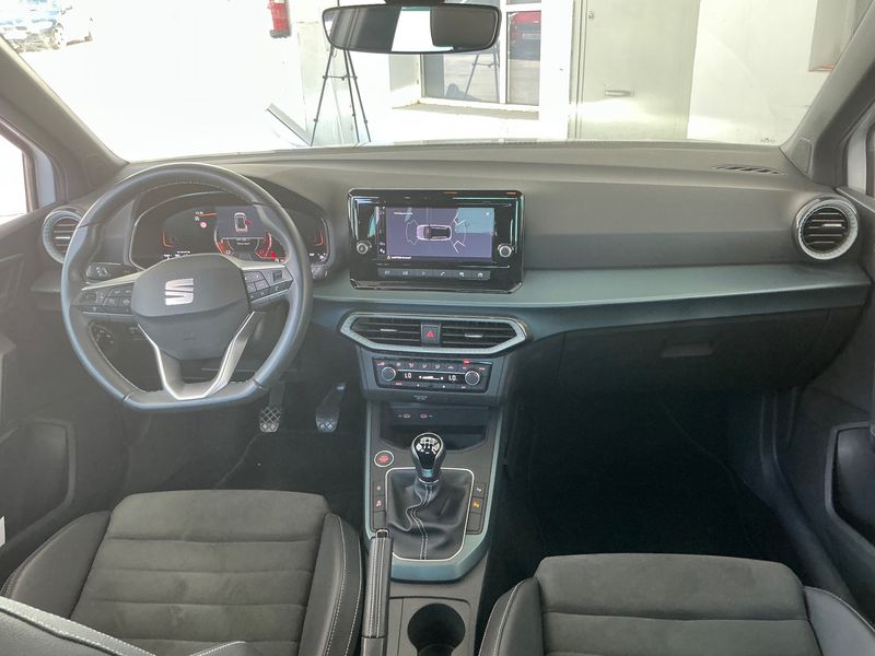 Seat Arona 1.0 TSI Xperience XXL 2025 – снимка 17