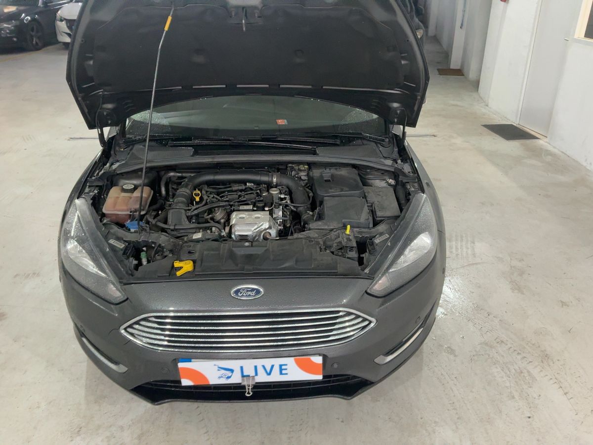 Ford Focus 2016 — photo 28