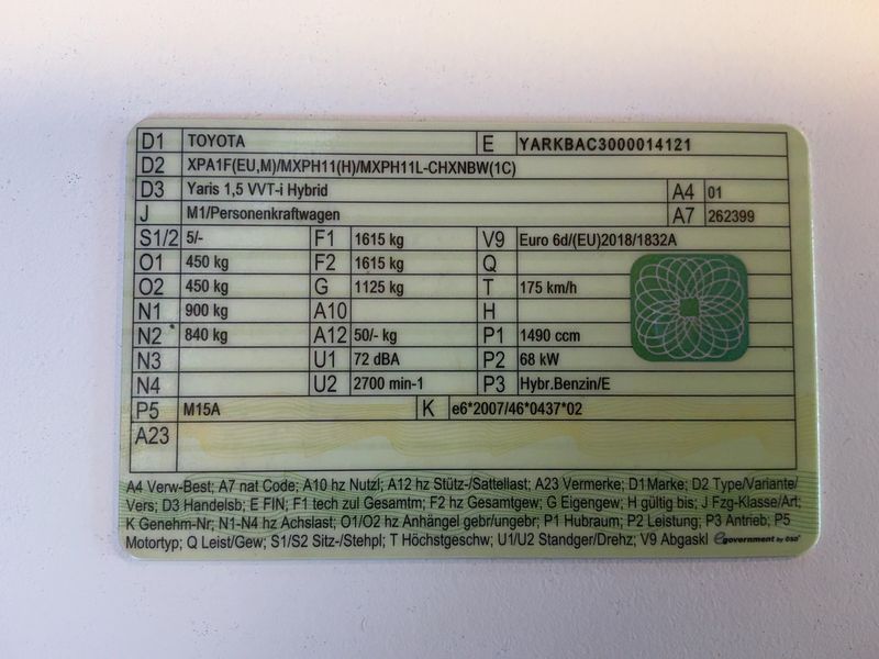 Toyota Yaris 1.5 Hybrid Active Drive 2022 – снимка 20