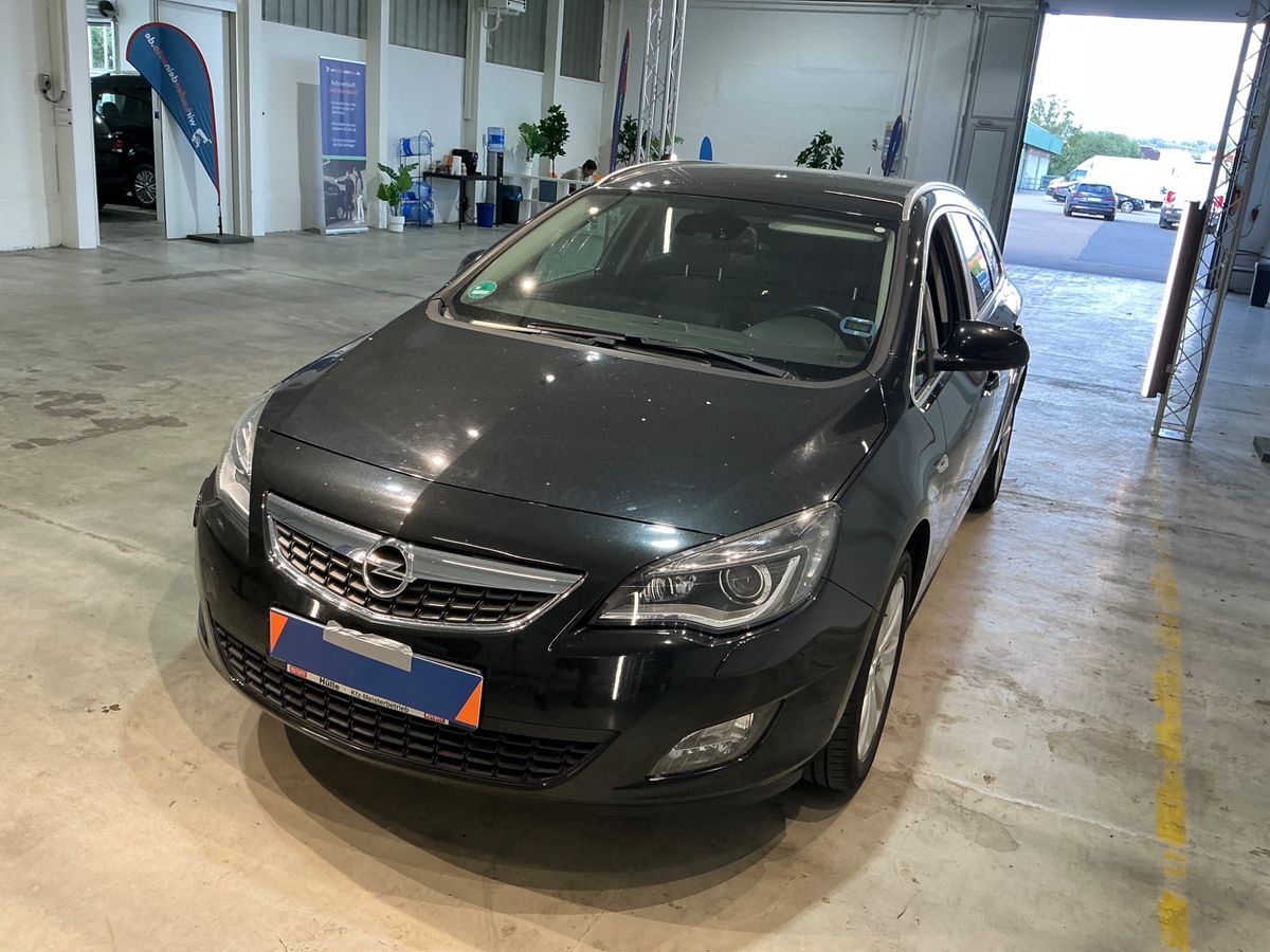 Opel Astra 2012
