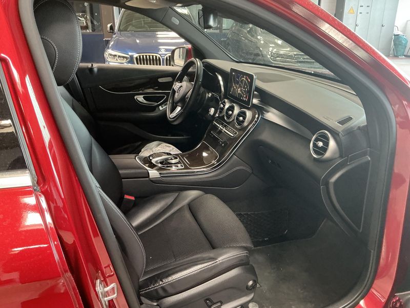 Mercedes-Benz GLC-Klasse GLC 350e 4Matic Exclusive — zdjęcie 11