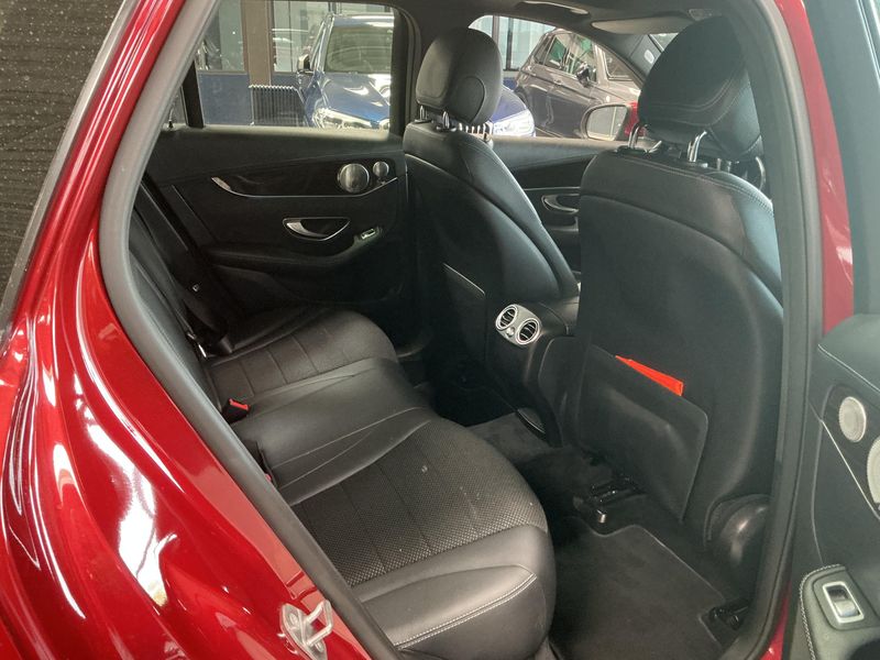 Mercedes-Benz GLC-Klasse GLC 350e 4Matic Exclusive — zdjęcie 14