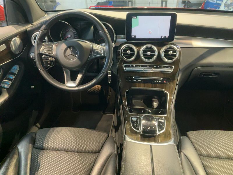 Mercedes-Benz GLC-Klasse GLC 350e 4Matic Exclusive — zdjęcie 12