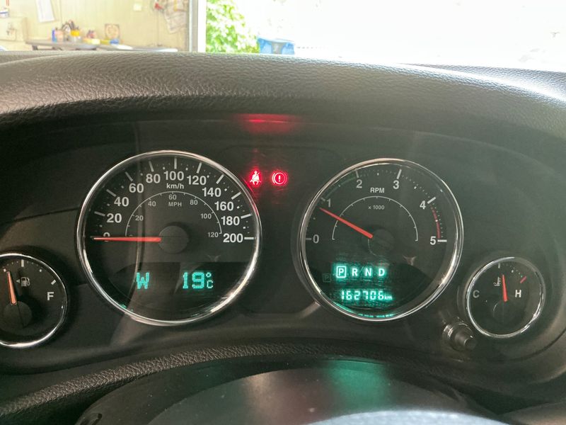 Jeep Wrangler Unlimited 2.8 CRD Sahara — zdjęcie 13
