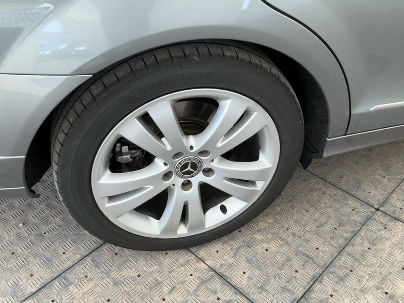Mercedes-Benz C-Klasse C 350 CDI T BlueEfficiency Avantgarde 2011 – снимка 9