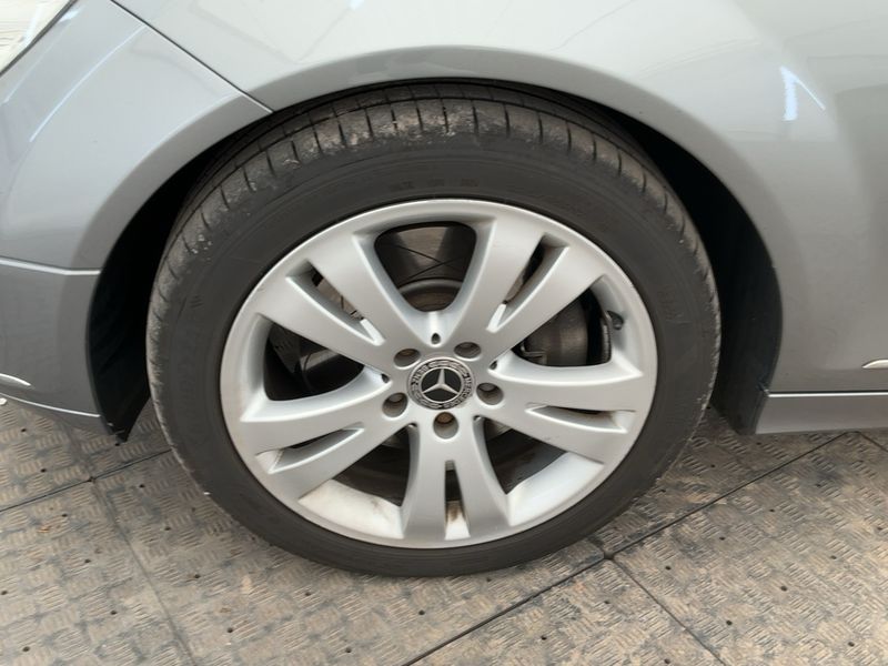 Mercedes-Benz C-Klasse C 350 CDI T BlueEfficiency Avantgarde 2011 – снимка 3