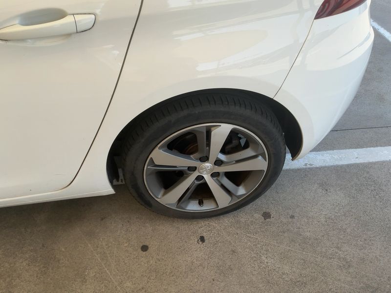 Peugeot 308 1.6 Blue-HDi Allure 2016 – снимка 5