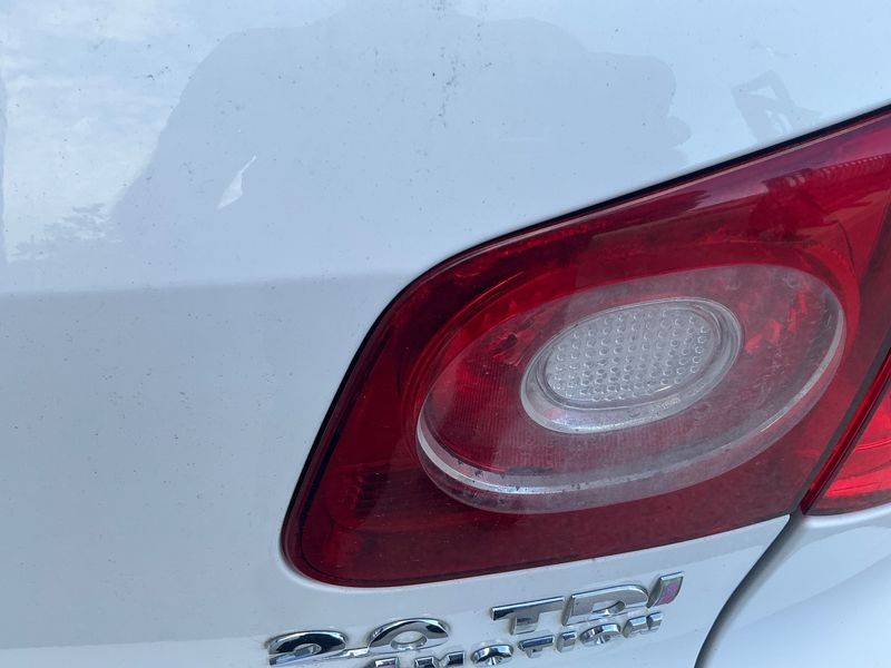 Volkswagen Tiguan 2.0 TDI Sport & Style 4Motion 2011 – снимка 41