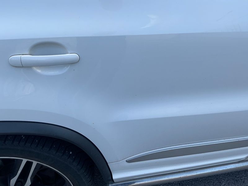 Volkswagen Tiguan 2.0 TDI Sport & Style 4Motion 2011 – снимка 23