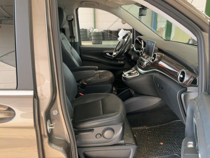 Mercedes-Benz V-Klasse V 250 d lang BlueTEC Avantgarde Edition 2015 – снимка 17