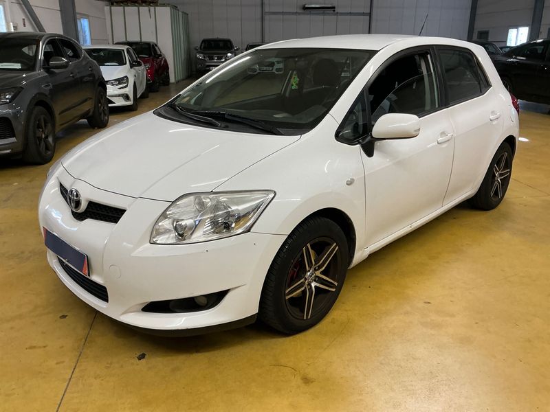 Toyota Auris 1.4 Turbodiesel Basis
