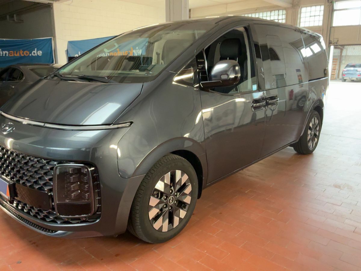 Hyundai Staria 2.2 CRDi Signature 4WD