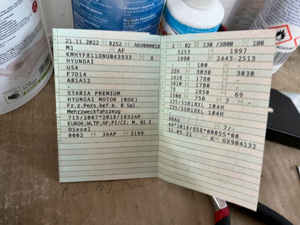 Hyundai Staria 2.2 CRDi Signature 4WD