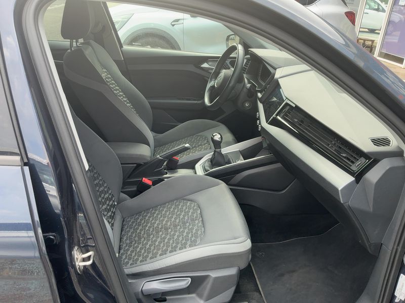 Audi A1 Sportback 25 TFSI Design — zdjęcie 11