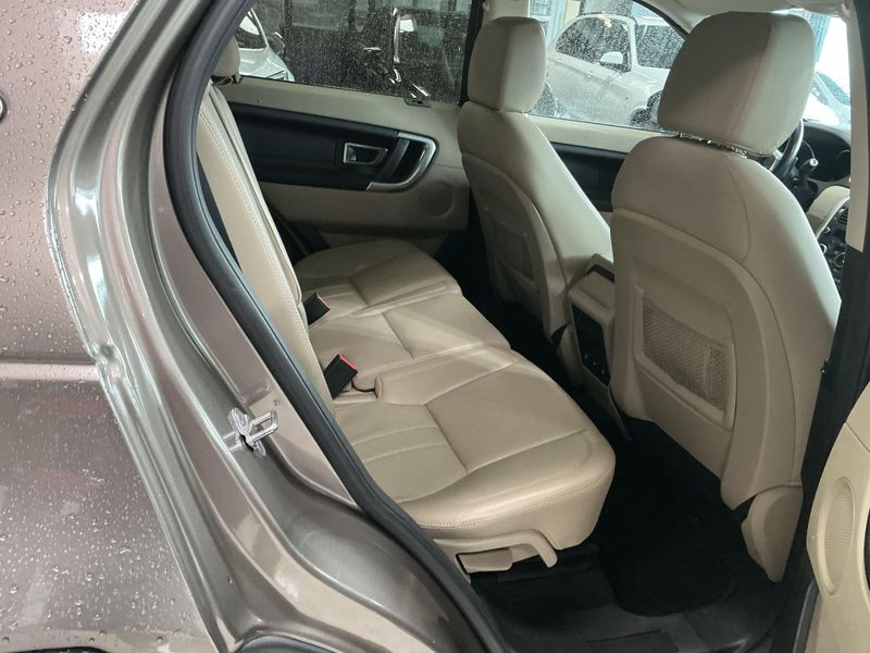 Land Rover Discovery Sport 2.2 Sd4 HSE 2015 – снимка 19