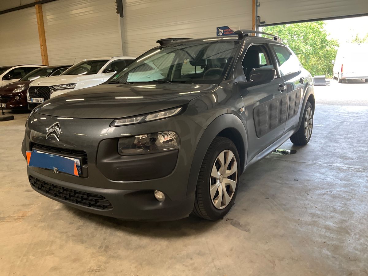 Citroen C4 2017 — photo 1