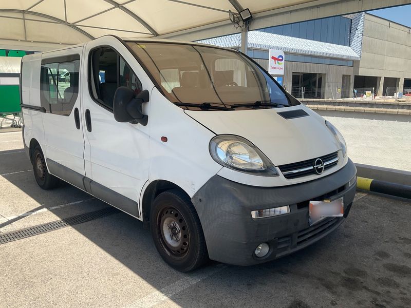 Opel Vivaro 1.9 CDTI Kombi L1H1 2,7t 2005 – снимка 12