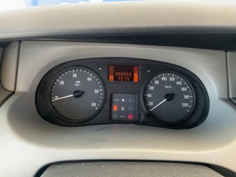 Opel Vivaro 1.9 CDTI Kombi L1H1 2,7t 2005 – снимка 18