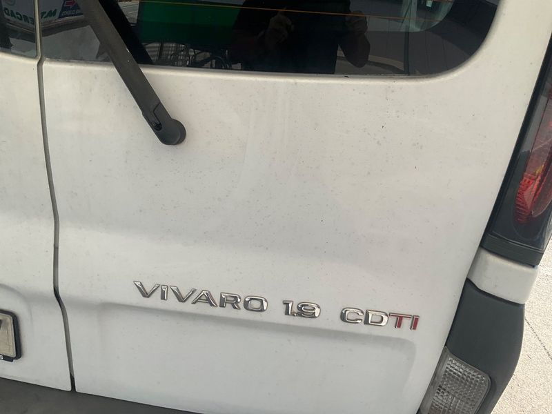 Opel Vivaro 1.9 CDTI Kombi L1H1 2,7t 2005 – снимка 46